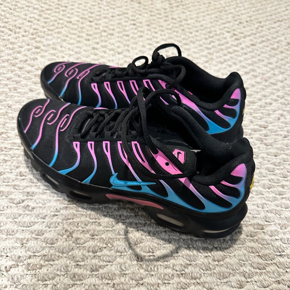 Nike Air Max Plus ‘Miami Vice’